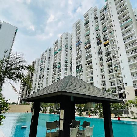 Downtown Delight Apartment Lucknow Exterior photo